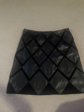 Worth Black Genuine Leather and Suede Diamond-Panel Mini Skirt - size 12